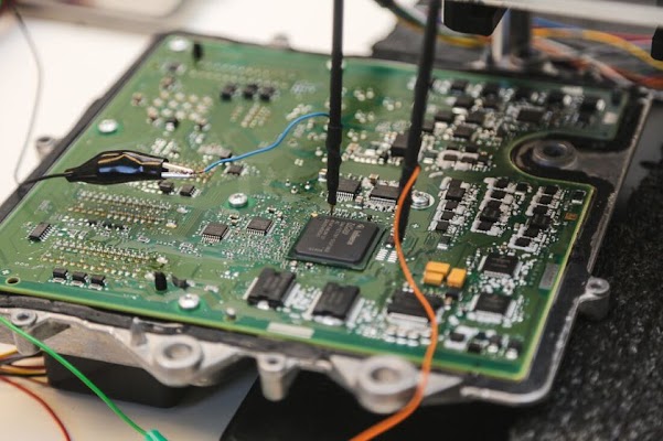 ECU repair and cloning for garages and mechanics